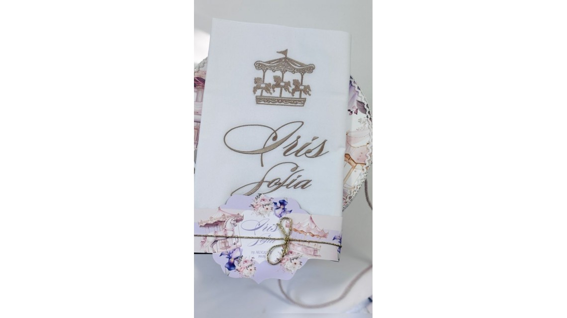 Trusou botez cu carusel și flori de iris în lila și roz prăfuit – „Caruselul Magic” 5